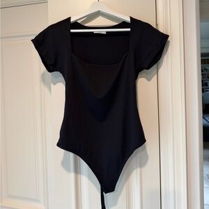Babaton Square Neck Bodysuit